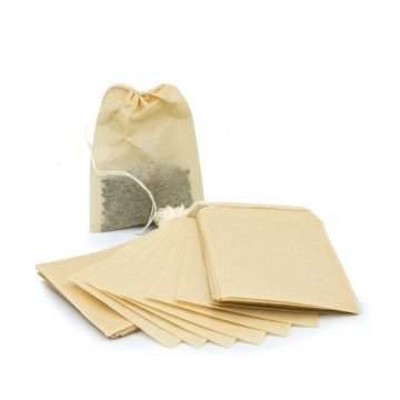 Papieren theezakjes met trekkoord sfeer